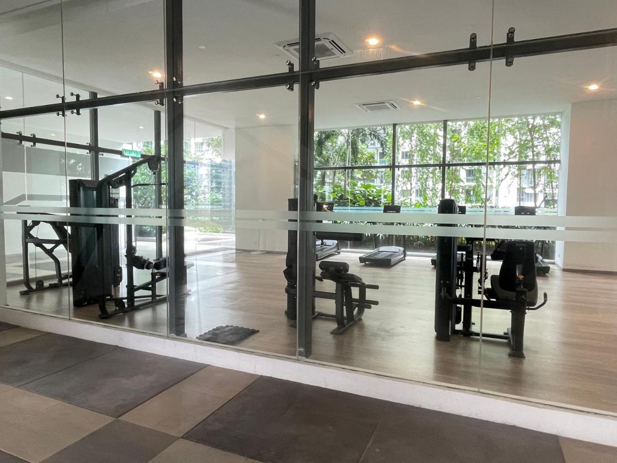 Local Living, Global Comfort 4 Pax Bangsar South Apartment Kuala Lumpur