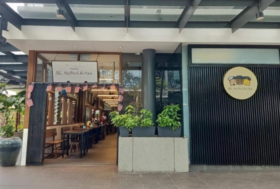 Local Living, Global Comfort 4 Pax Bangsar South Apartment